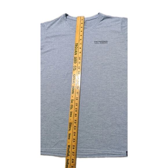 Patagonia Women’s XL Trail Running T-Shirt Blue Capilene Cool Daily Performance - Picture 12 of 12